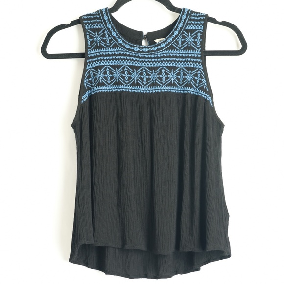 Forever 21 Tops - Forever 21 Cropped Embroidered Black Tank Top, S
